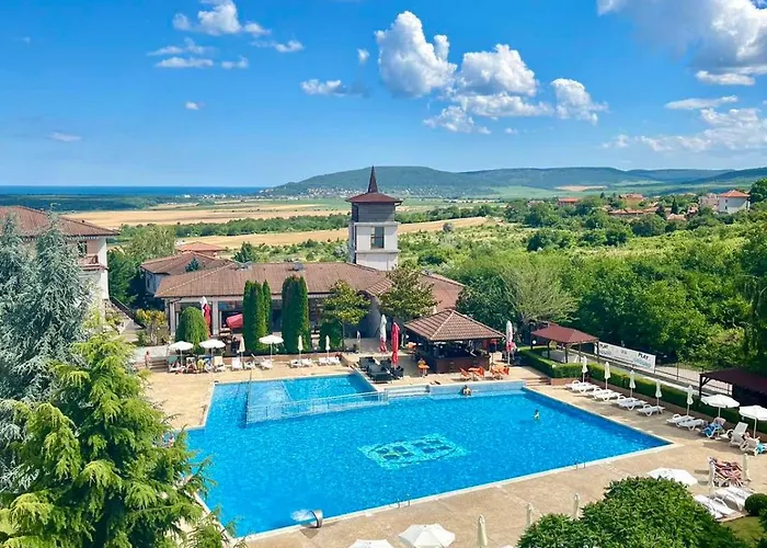 Διαμέρισμα C51 *